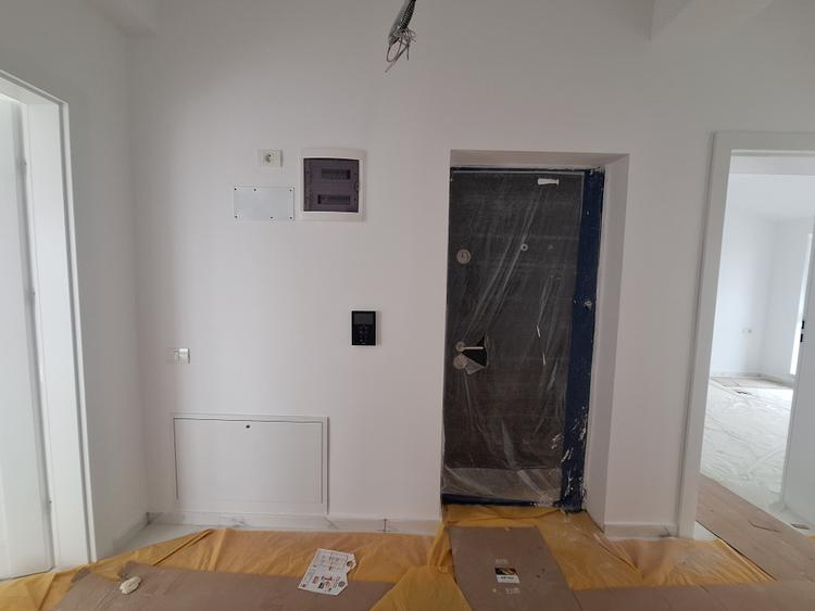 Penthouse cu 3 camere și terasa de 30 mp - zona Braytim