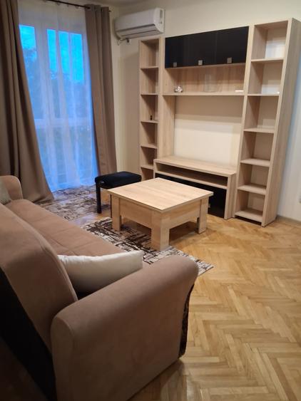 Aprtament 2 camere mobilat si utilat.