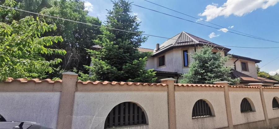 Vila superba in Snagov langa padure