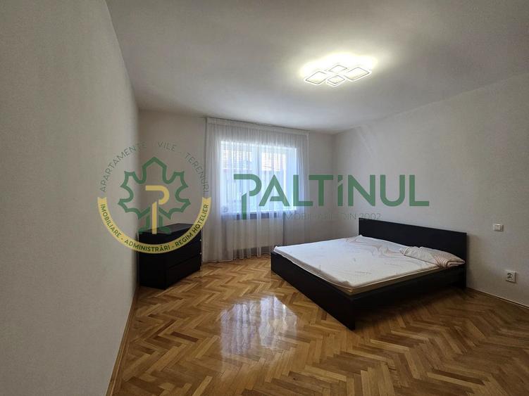 Apartament 3 camere, zona Stefan cel Mare - Biserica