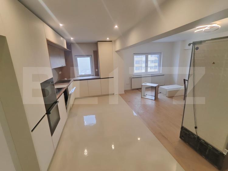 Apartament 4 camere ultrafinisat,2 bai, 84 mp, zona Calea Floresti