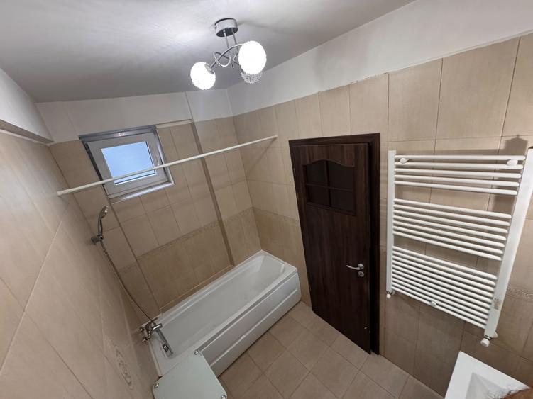 DE INCHIRIAT Apartament 2 camere, 52mp, parter - Complexul Studentesc