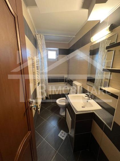 Apartament cu 3 camere, 80 mp, decomandat, Zona UMFST