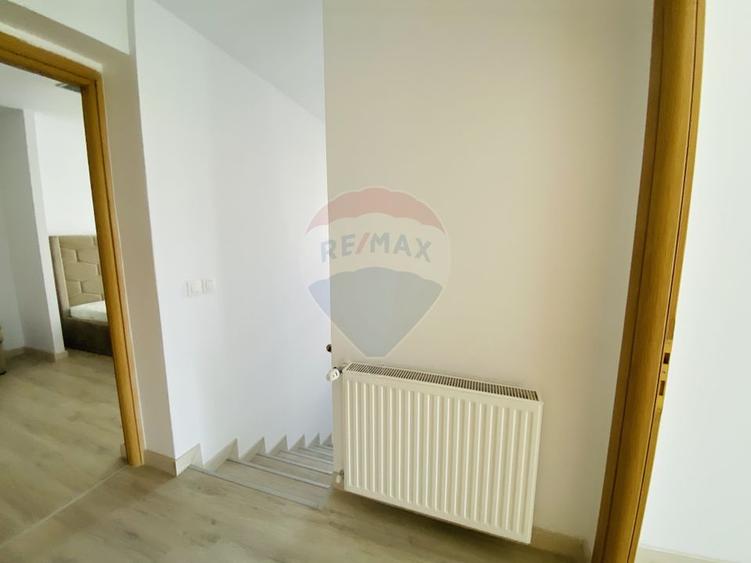 Vila Tunari 5 camere cu Garaj subteran