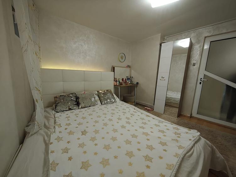 CONSTANTA - Apartament 3 camere zona Primaria Constantei