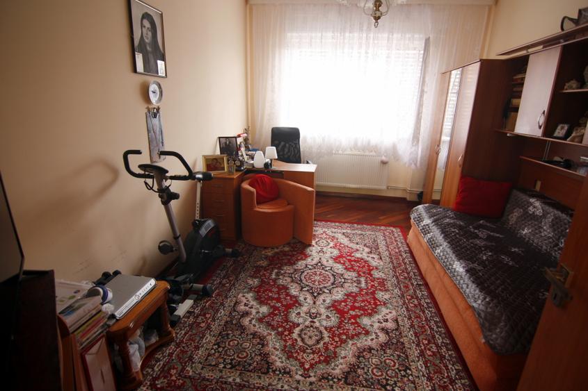 Casa Generoasa, in conditii excelente, complet mobilata si utilata