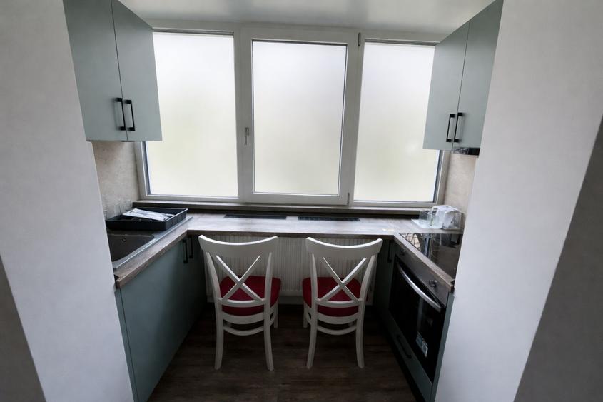 Apartament cu 2 camere, etajul 1/4, zona Alexandru cel Bun