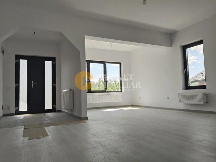 🏡   CASĂ PLAN PARTER  - Chicerea,Tomesti  🏡 - 8