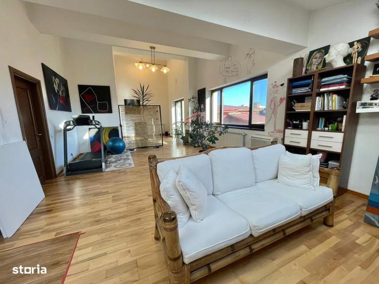 Vila individuala 7 camere de vanzare Piata Presei | Damaroaia | Parcul Herastrau