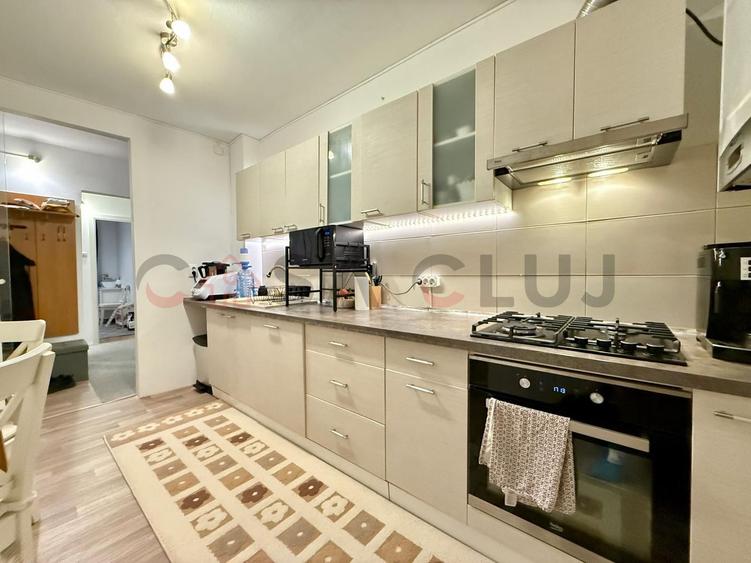 3 camere, etaj intermediar, la cheie, Zorilor!!