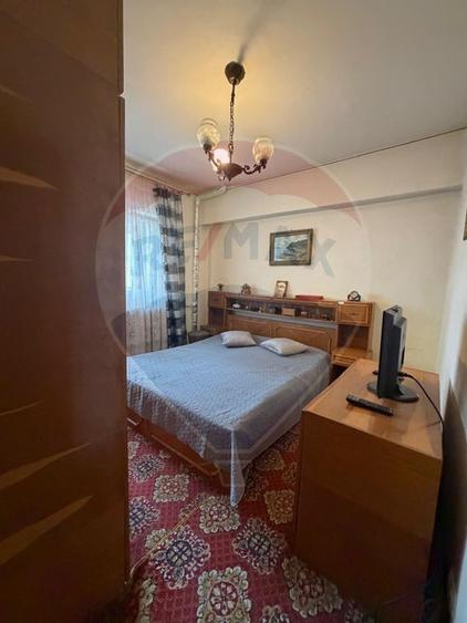 3 decomandate, Calea Bucuresti, 3/4, bloc din 1986, centrala proprie n