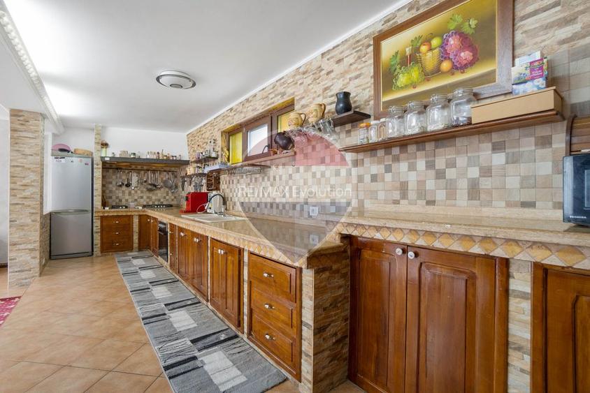 Proprietate de Poveste/ MANDRA/ DE VANZARE!- piscina exterioara! - 22