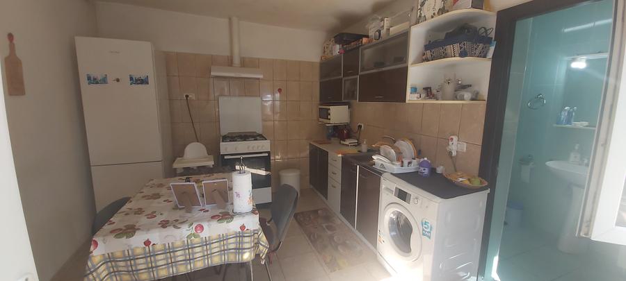 Coiciu- casa locuibila cu teren 325mp, centrala pe gaze
