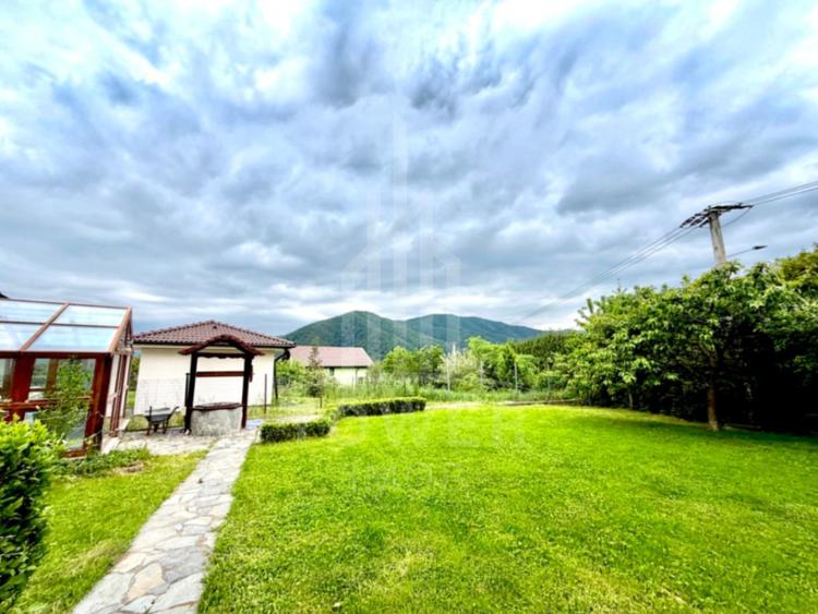 Casă premium de închiriat-Cisnadioara