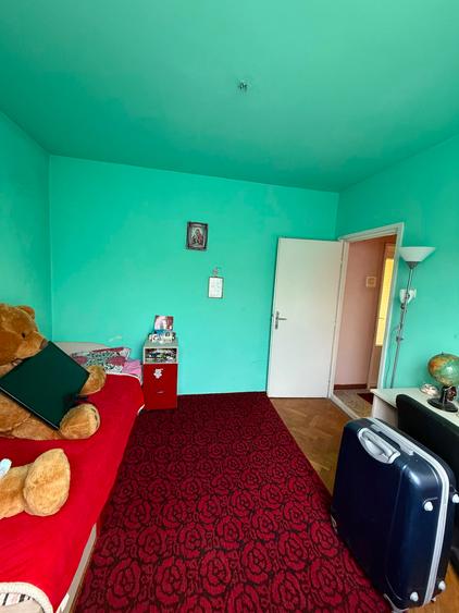MT254 Apartament 3 camere decomandat, Martirilor-bloc cu lift