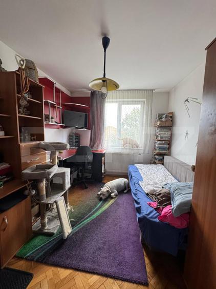 Apartament de vanzare, cu 3 camere decomandat, 61 mp, zona Progresul