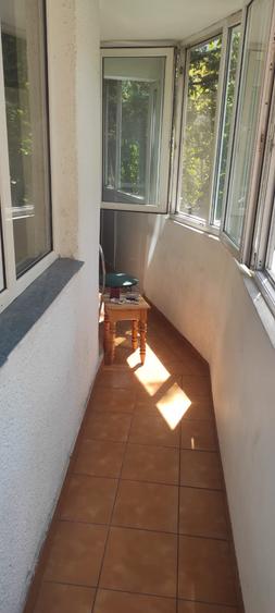 Inchiriere 3 camere Tineretului, etaj 2 , pet friendly,decomandat