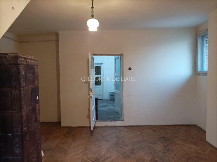 Apartament 3 camere liber la vanzare zona Central - 11