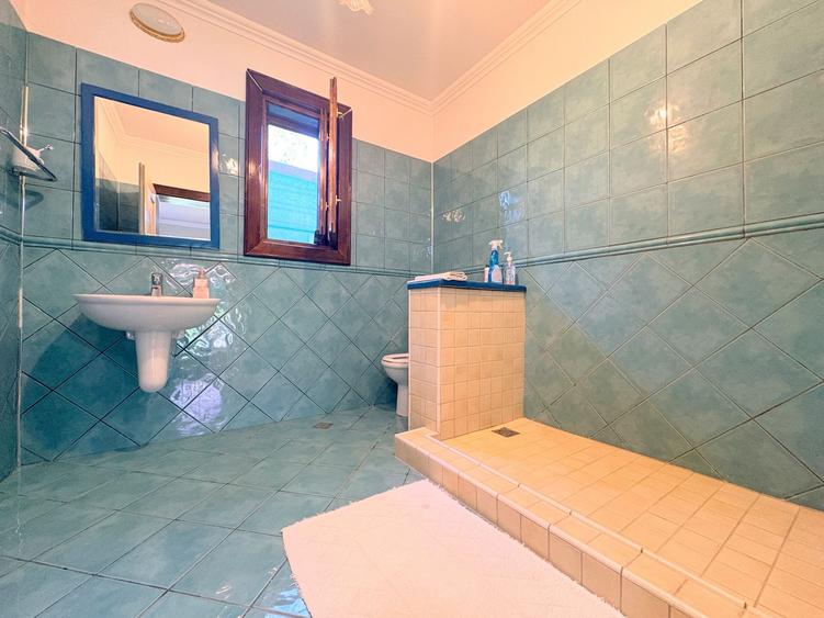 Apartament cu o camera, la casa, spatios - Zona Ghirodei