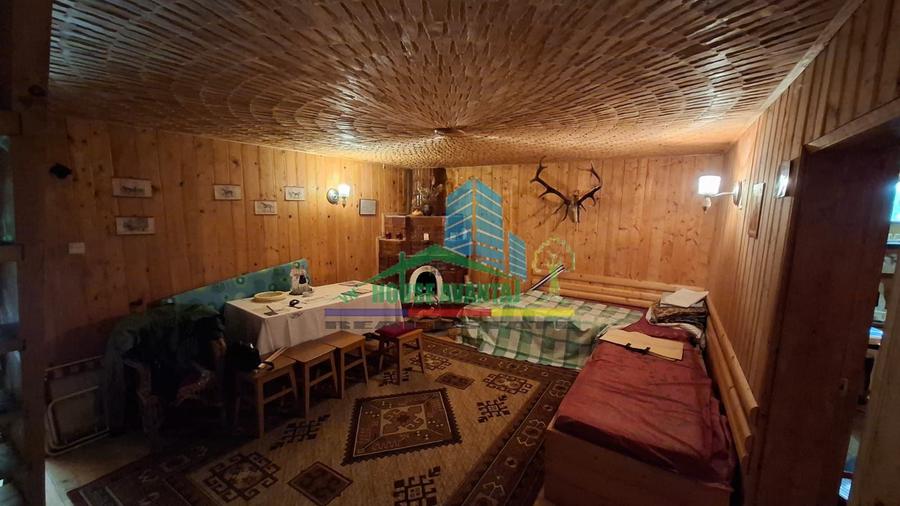 Casă de vacanță, 4 camere, garaj, teren 251 mp– Lepșa, Județul Vrancea