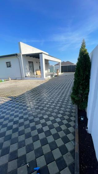 Casă individuală 3 camere | Teren 440 mp | 99 mp utili | Terasă 25 mp | Domnești