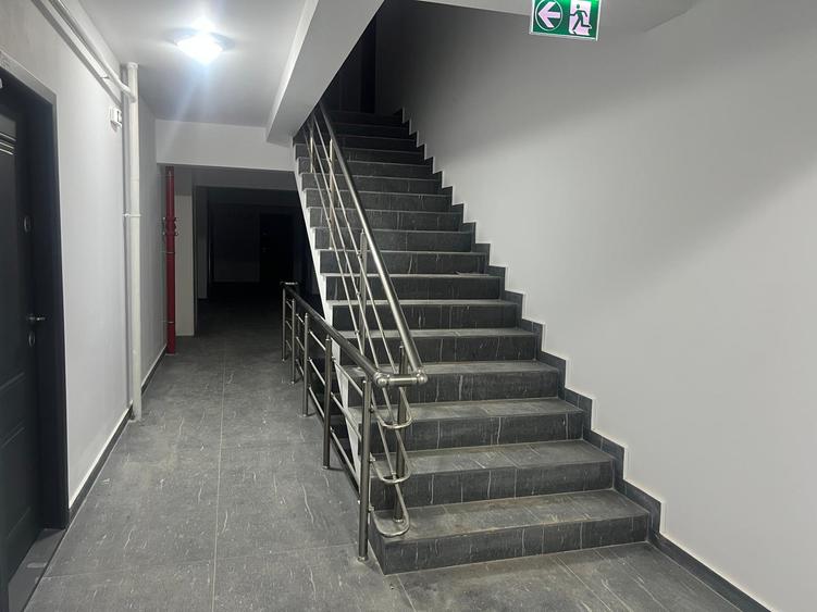 Apartament cu 3 camere decomandat Platou Galata Cod 146199