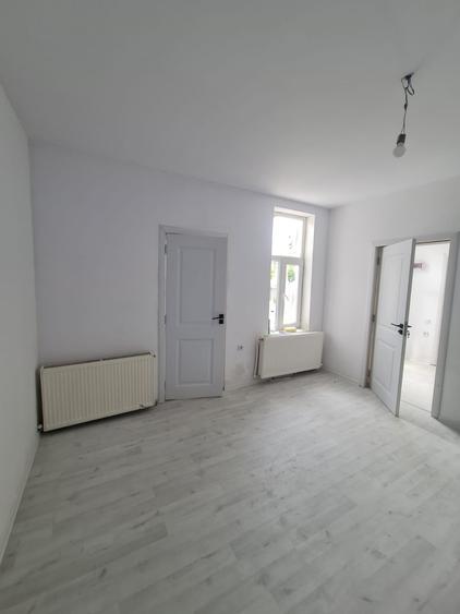 Vanzare casa regim parter, in Galati, langa Spitalul CFR, sup. teren 170mp