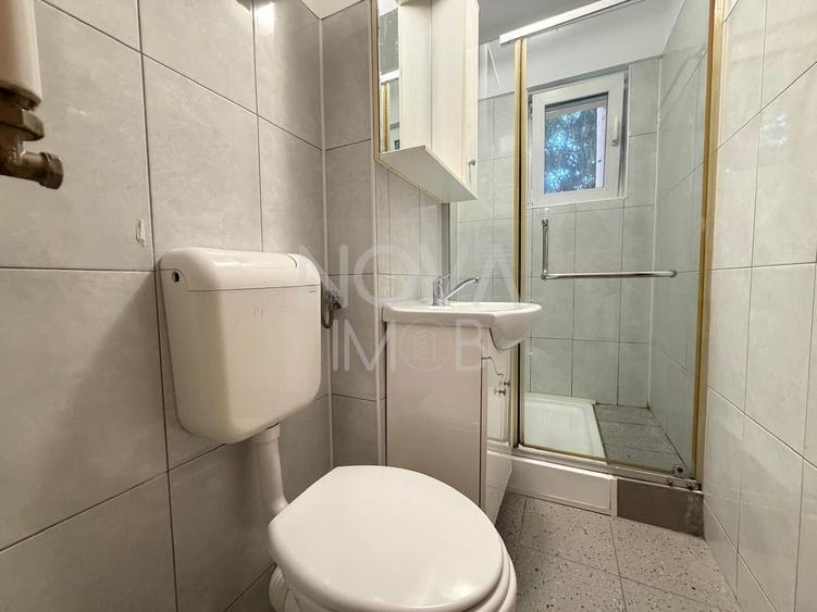 Apartament 2 camere, etajul 1, - Str. Genistilor
