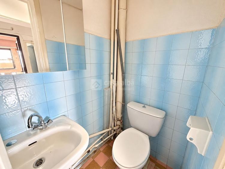 Pacurari - Posta, 3 camere decomandat, etaj 6 / 8, spatios, LIBER