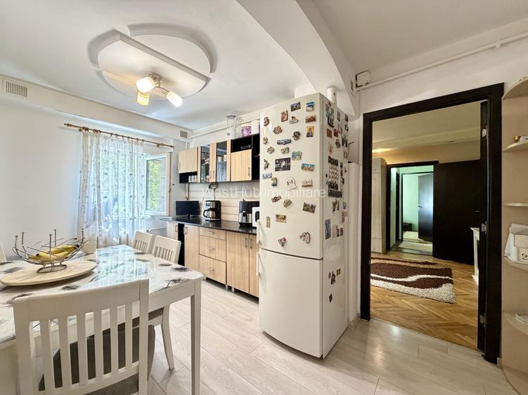 Apartament 3 camere, 64 mp utili, etaj 2 - Zona Lipovei - 9