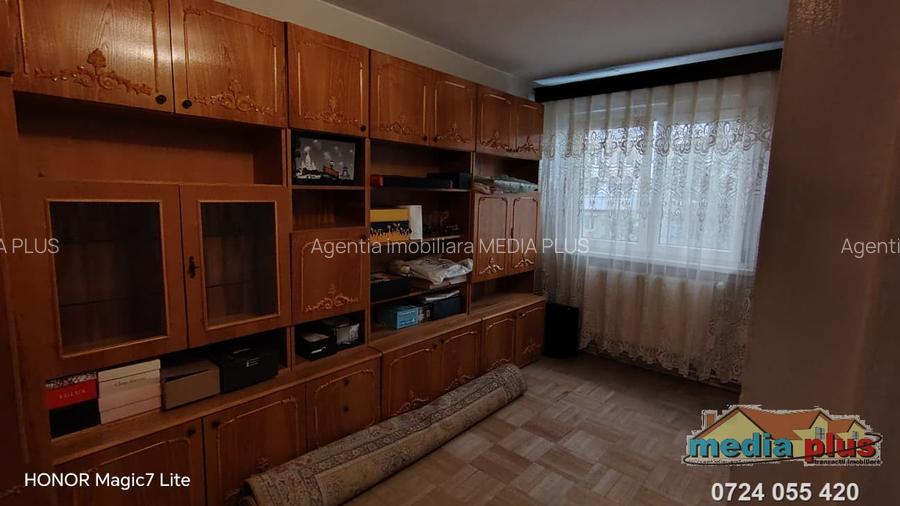 Apartament 3 camere de vânzare – Micro 39, strada Ionel Fernic - 6