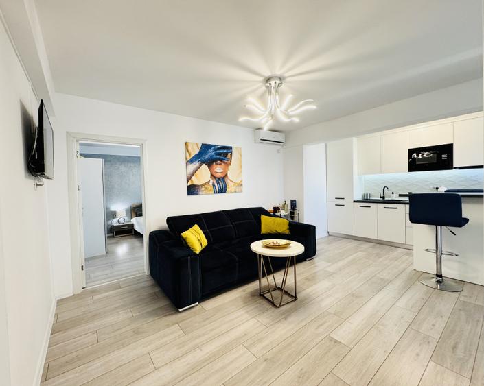 Apartament cu 3 camere complet mobilat si utilat, vedere spre Mare