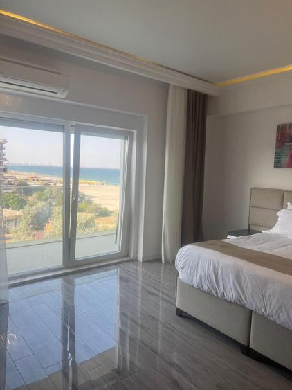 Complex White Tower, Mamaia, studio mobilat si utilat lux de vanzare