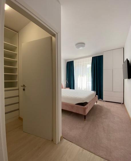 Vand 4 camere cu terasa 20mp Avantgrden Bartolomeu Albatrosului