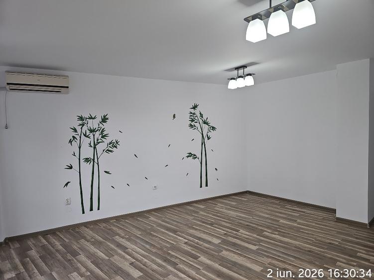 Spaiu birouri ULTRACENTRAL,vedere stradala,,panori luminoase pt logo,,supraf vit