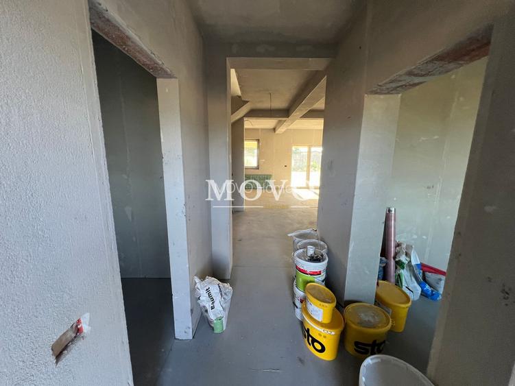 Duplex 5 camere despartit prin garaj | Giroc