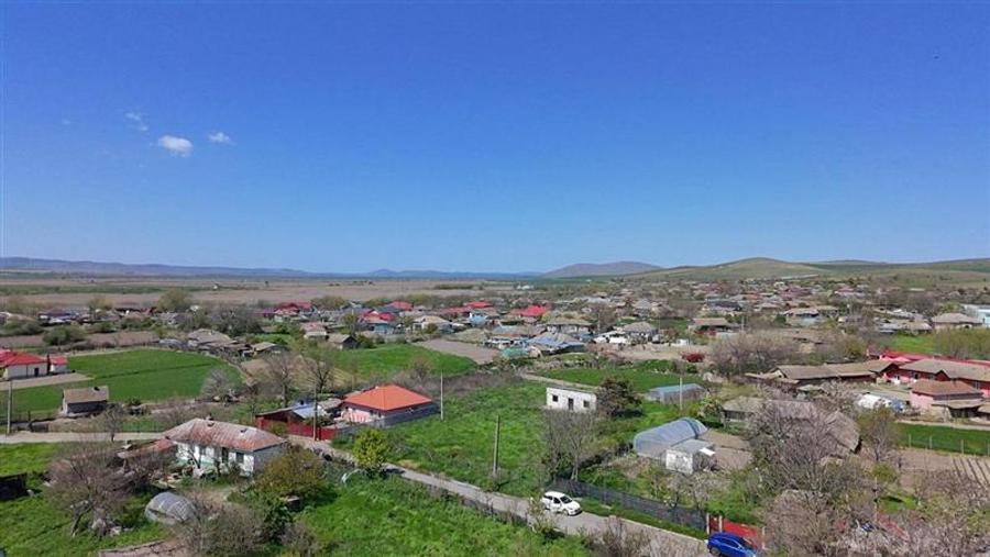 Teren de vanzare in localitatea Zebil judetul Tulcea