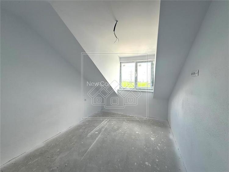 Apartament de vanzare 4 camere etaj 3/3 - 76 mp + 8 balcon- zona Turnisor - 4