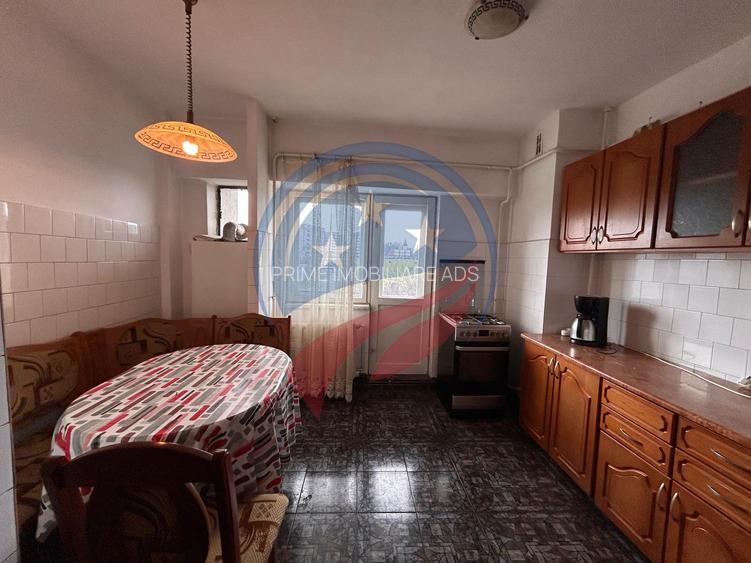 Apartament 3 camere decomandat de inchiriat pe Calea Severinului Craiova