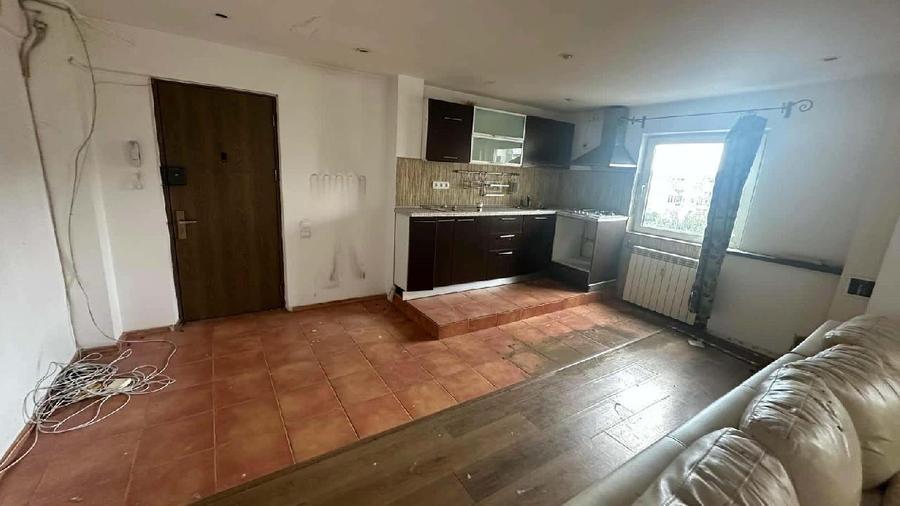 BD.DECEBAL, Apartament cu 3 camere decomandate - 90 mp- etaj 4/4,