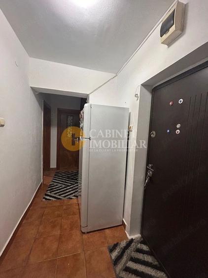 TATARASI - 2 CAMERE - ETAJUL 2 - BLOC DUPA 2000