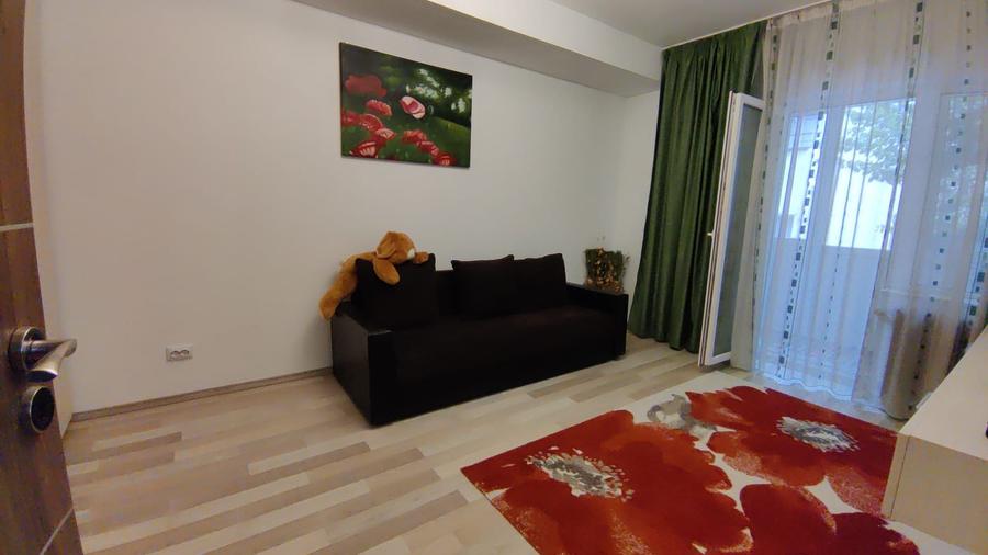 Apartament 3 Camere semidecomandate, Floresti, Str Razoare, Gradina
