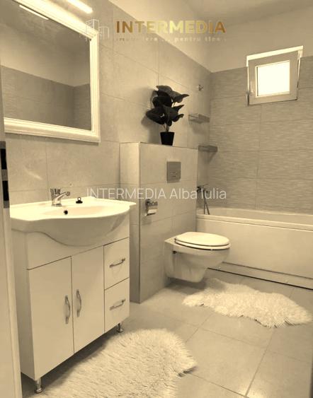 Apartament 3 Camere Bloc Nou CENTRU Baie Balcon Parcare Clima Mobilat Complet - 3