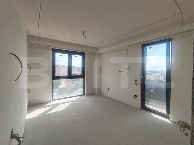Apartament 3 camere, bloc nou, 77mp, Burdujeni