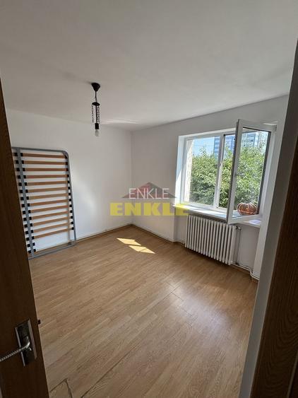 De închiriat apartament cu 2 camere, strada Octav Onicescu - 2