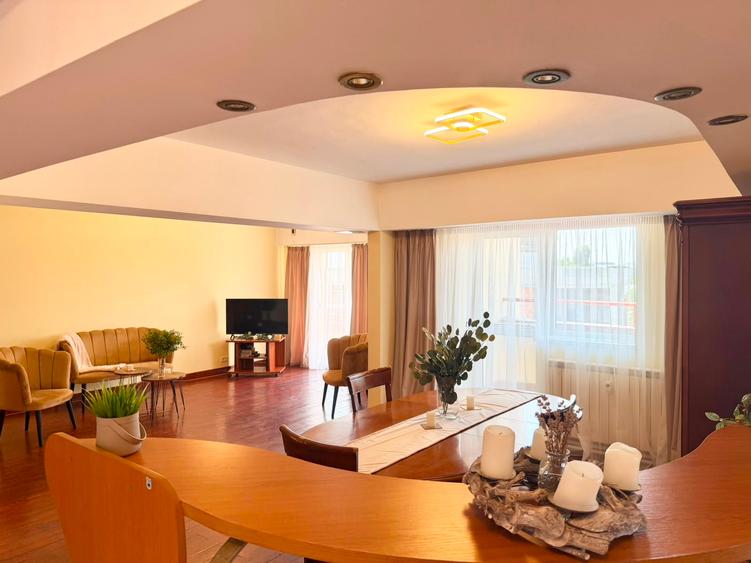 Piata Unirii Duplex Penthouse, 122mp, centrala, mobil/util, AC, metrou, parcare