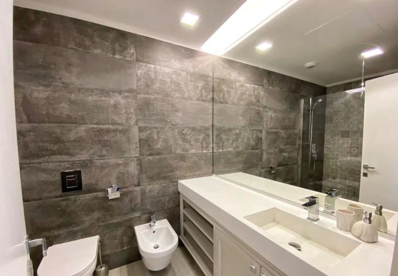One Herăstrău Park / 3 camere / parcare inclusa