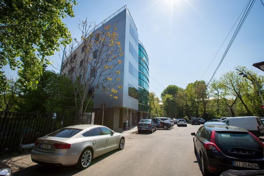 Jupiter House, Sfintii Voievozi 65 - comision 0%, reprezentam proprietarul!