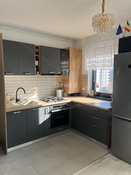 Apartament cu 2 camere Platinum Residence Tractorul - 12