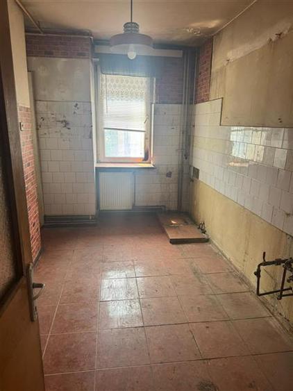 Apartament cu 3 camere, etaj2, 2balcoane, Centru Civic Brasov